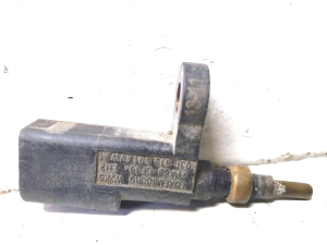 Skoda Yeti (2009–2017) Kühlmitteltemperatursensor 03F919501 - 3
