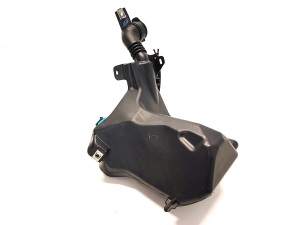 Tesla Model 3 3 (2016–2024) Front washer fluid reservoir 1096062-00-F - 2