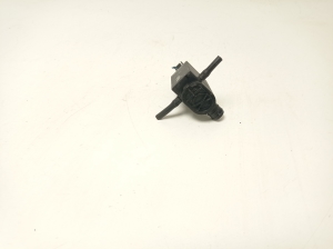 Hyundai Tucson (2015–2026) Front windshield washer pump 985101W000 - 3
