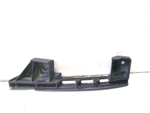 Front bumper bracket - 013837 807890B