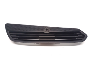   Dashboard air vent grilles  - 9677712877 
