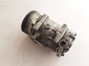 Dacia Sandero (2008–2012) Konditsioneeri kompressor 8200866441 - 3