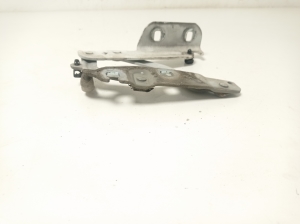 Ford Fiesta VI (2008–2017) Hood hinge 8A6116801AD - 2