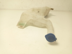 Ford Fiesta VI (2008–2017) Front washer fluid reservoir 8A6117B613AF - 2