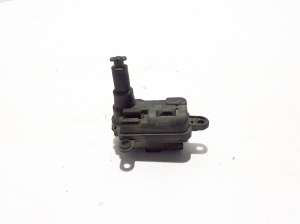 Volkswagen Passat B8 (2014–2023) Verschluss des Tankdeckels - 2