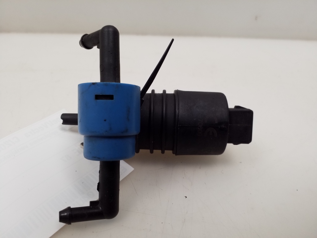 Used Opel Vectra Front window washer motor
