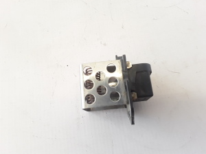 RENAULT Trafic II (2001–2014) Jahutusventilaatori relee 8200045082 - 3