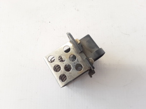 RENAULT Trafic II (2001–2014) Jahutusventilaatori relee 8200045082 - 3