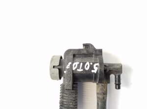 Volkswagen Phaeton (2002–2017) Solenoid 1J0906283C - 2