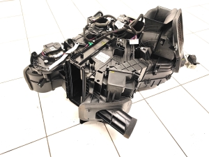 Tesla Model 3 3 (2016–2024) Heizung und ihre Teile 1099999-00-I - 4