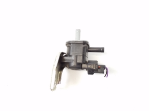 LEXUS CT 200h ZWA10 (2010–2017) Magnetventil 9091012276 - 3