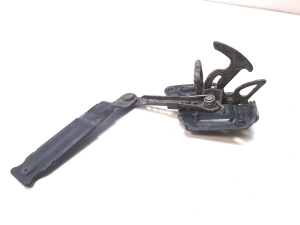 AUDI A6 C5 (1997–2005) Hood latch 4B0823480F - 2
