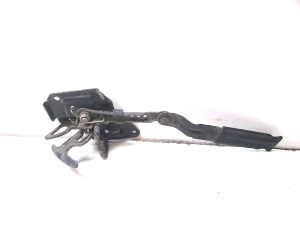 AUDI A6 C5 (1997–2005) Hood latch 4B0823480F - 3