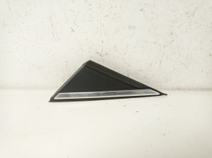   Mirror triangle trim  - 39041995 