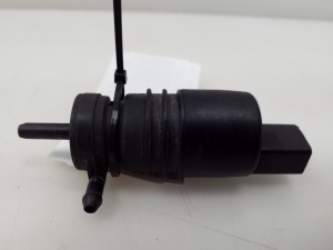 Heckscheibenwaschpumpe - 8362154