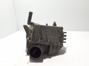 Volkswagen Amarok I (2010–2022) Luftfiltergehäuse 2H6129607 - 3