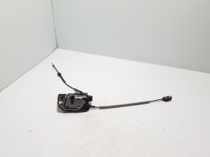 Volkswagen Amarok I (2010–2022) Rear side door lock 2H0839015E - 3