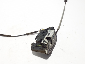 Volkswagen Amarok I (2010–2022) Rear side door lock 2H0839015E - 5
