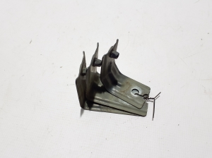   Halter Kotflügel vorne  - 2H6821149 