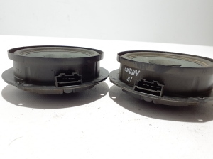 Volkswagen Amarok I (2010–2022) Rear side door speaker 2H0035453B - 2