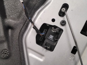 BMW 3 SERIES E91 (2005–2013) Rear side doors and their parts - 2