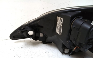 Peugeot 107 (2005–2014) Scheinwerfer vorne 811100H030 - 2