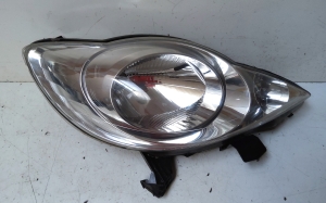 Peugeot 107 (2005–2014) Scheinwerfer vorne 811100H030