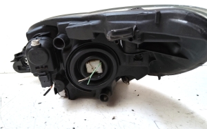 Peugeot 107 (2005–2014) Scheinwerfer vorne 811100H030 - 4