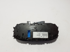Volkswagen Amarok I (2010–2022) Mērinstrumentu panelis 2H6920873A - 5