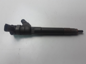  Fuel injector 