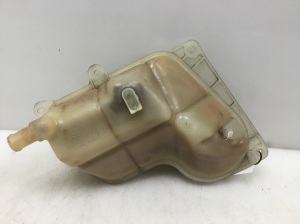 Volkswagen Passat B5 (1997–2005) Ausgleichsbehälter 8D0121403L - 2