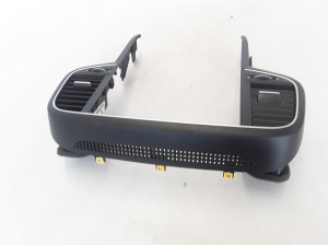 RENAULT Talisman II (2015–2026) Dashboard air vent grilles 682603660R - 7