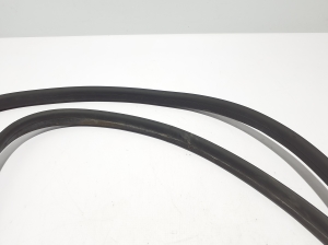 Volkswagen Amarok I (2010–2022) Front door rubber seal 2H0837911J - 3