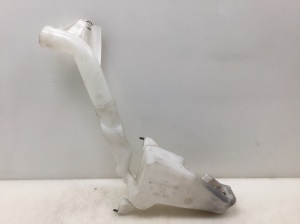 Volkswagen Polo IV (2001–2009) Scheibenwaschbehälter vorne 600955453