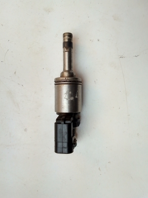 Injektor Einspritzdüse - CM5G9F593FC