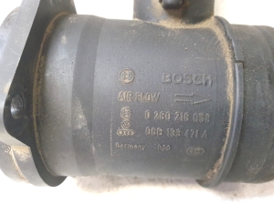 AUDI A6 C5 (1997–2005) Luftmassenmesser 0280218058 06B133471A - 4