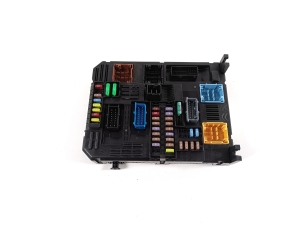 Interior fuse box - 9832881080