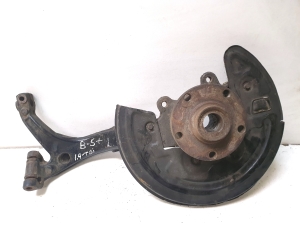 Radnabenflansch vorne ohne Lager - 8D0407257