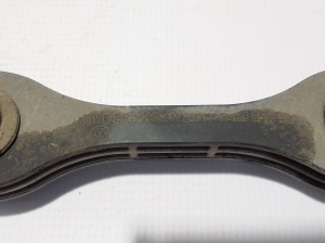 Volkswagen Amarok I (2010–2022) Priekšējā stabilizatora atsaite 2H0411317B - 2