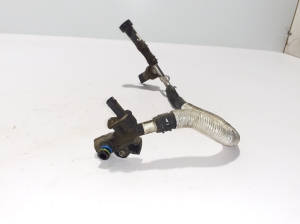 Volkswagen Amarok I (2010–2022) Fuel rail pressure sensor 059906054K - 2