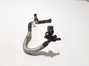 Volkswagen Amarok I (2010–2022) Fuel rail pressure sensor 059906054K - 3