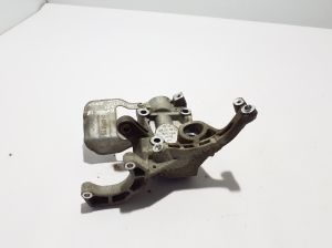 Volkswagen Amarok I (2010–2022) A/C compressor bracket 059145169CJ - 5
