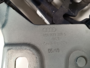 AUDI Q5 (2017–2026) Kapoti hing 80A823301D - 4