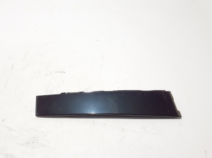   Rear side door outer window molding  - 822824190R 