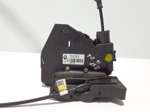RENAULT Espace V (2014–2026) Rear side door lock 825002920R - 4