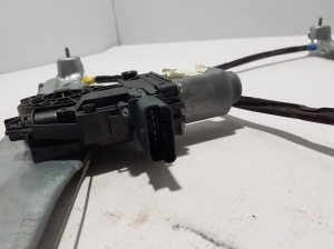 RENAULT Espace V (2014–2026) Front door window regulator 807209969R - 2