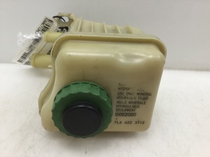 Ausgleichsbehälter Servolenkung - 7L6422371E