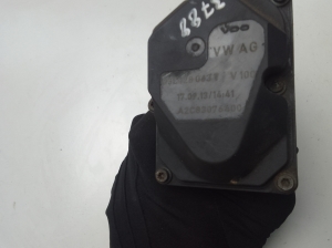 Volkswagen Polo V (2009–2017) Accelerator valve - 2