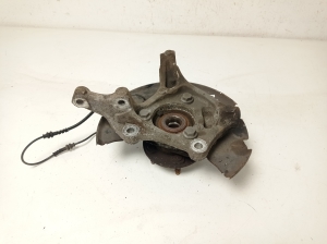 Opel Astra K (2015–2021) Front wheel hub 13580304 - 4