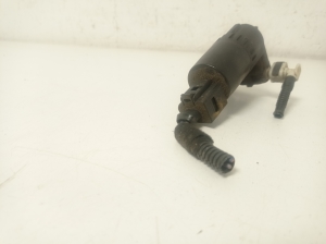 Opel Astra K (2015–2021) Front windshield washer pump 13349273 - 2